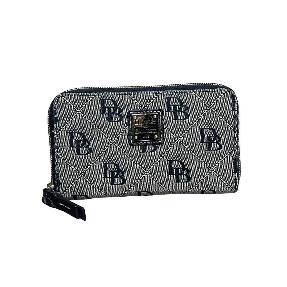 Dooney & Bourke DB Cotton Faux Quilted Wallet Zip Around Phone Multi Pocket